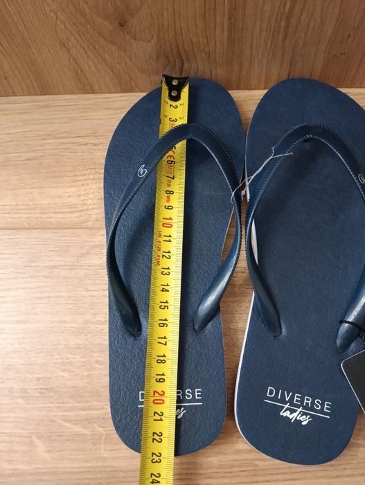 Klapki damskie Diverse 36 z metką