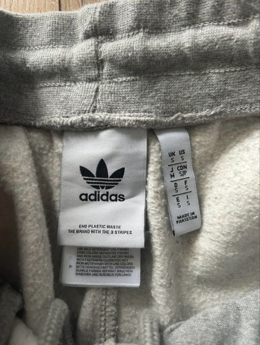 Spodnie dresowe Adidas