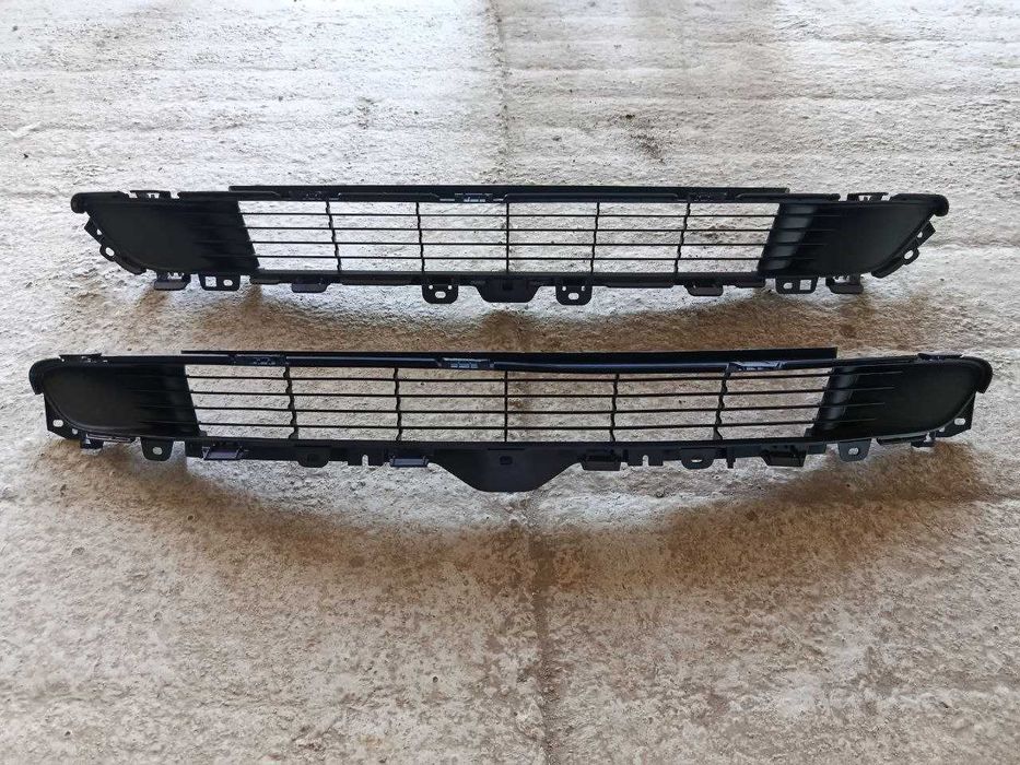 Решітка переднього бампера Tesla model 3 \ model Y