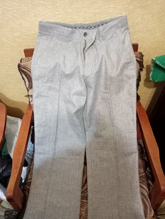 Мужские стоковые летние брюки