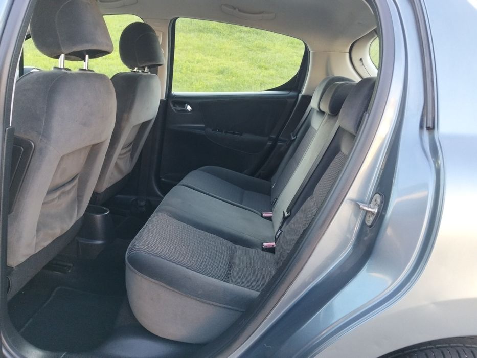 Peugeot 207 1.4HDI de 2007/8 em estado novo