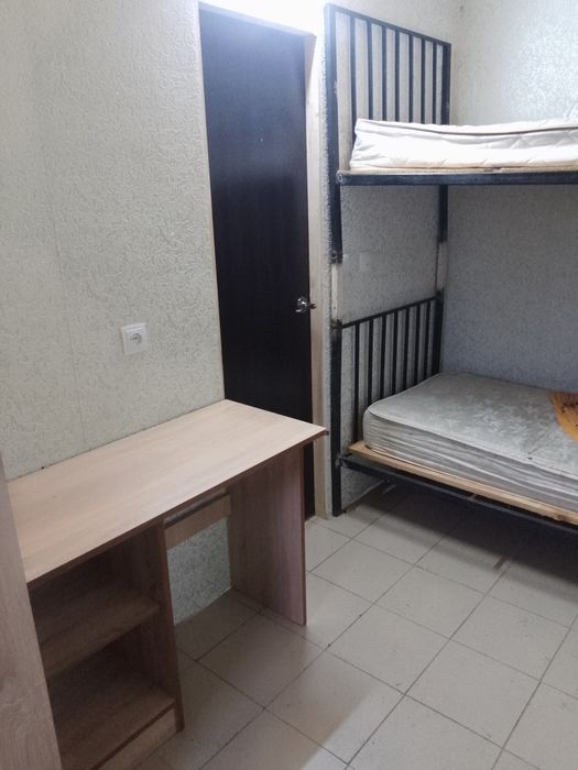 Хостел. Будинки для працівників