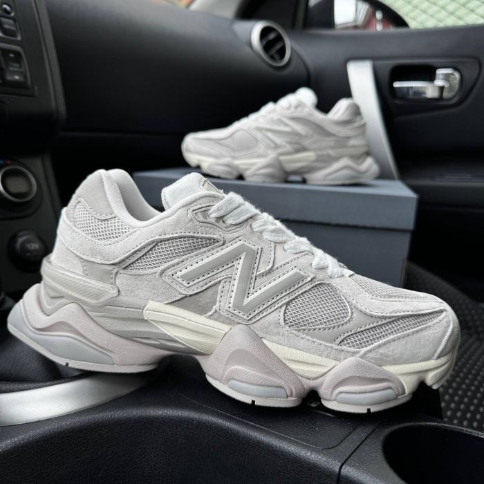 Жіночі кросівки нюбеланс  New balance 9060 grey cream white premium