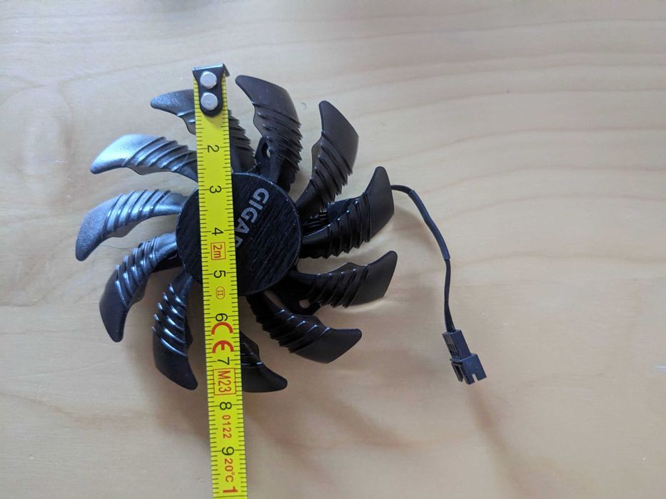 Gigabyte GPU Fan for Radeon 5600/5700 XT64585183581826123