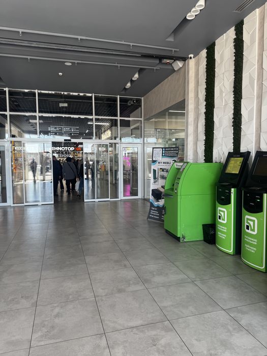 Продаж комер. Приміщення в ТОЦ “The Mall ”