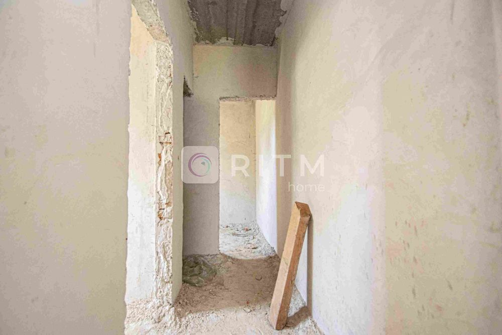 Будинок 200 м2  за вул. Топольна (м. Бережани)