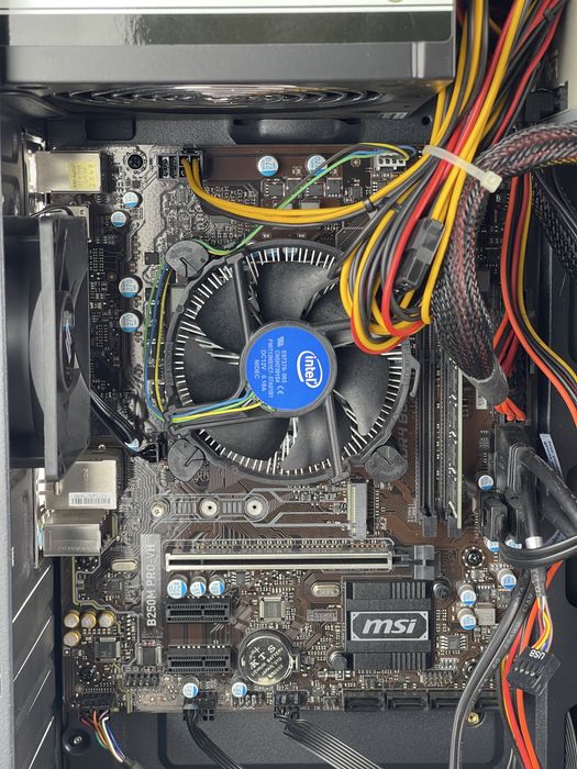 Komputer Intel Core i5-7400 SSD 480GB, RAM 8GB DDR4, Win 11 Home