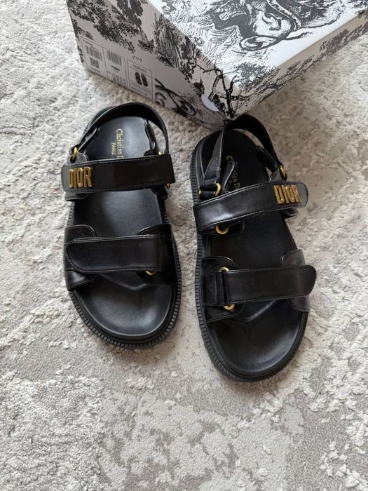 Босоніжки 38 розмір