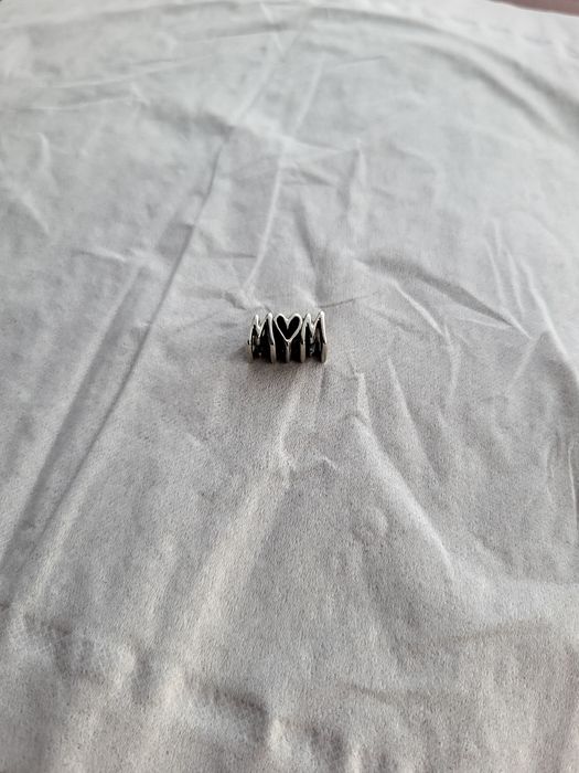 Charms pandora zawieszka mom