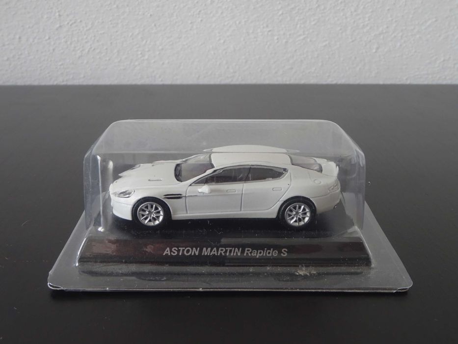 1:64 TSM Mini-GT Honda NSX GT3 #30 & Kyosho Aston Martin Rapide S