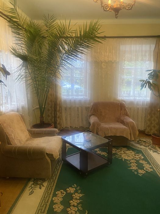 Продам газ. будинок зі зручностями в районі монастиря