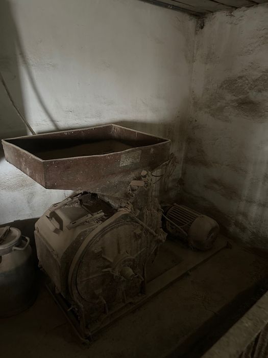 Продам ДКУ зернодробілка