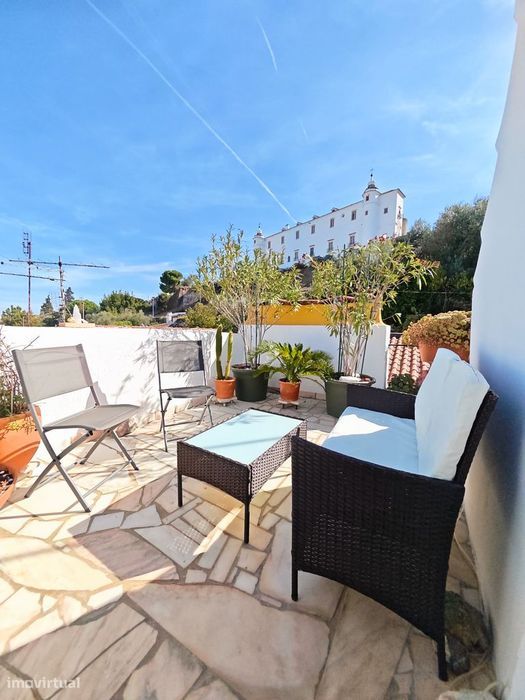 Elegant Turn-Key 2-Bed w/ Stunning Roof Terrace in Estremoz, Alentejo