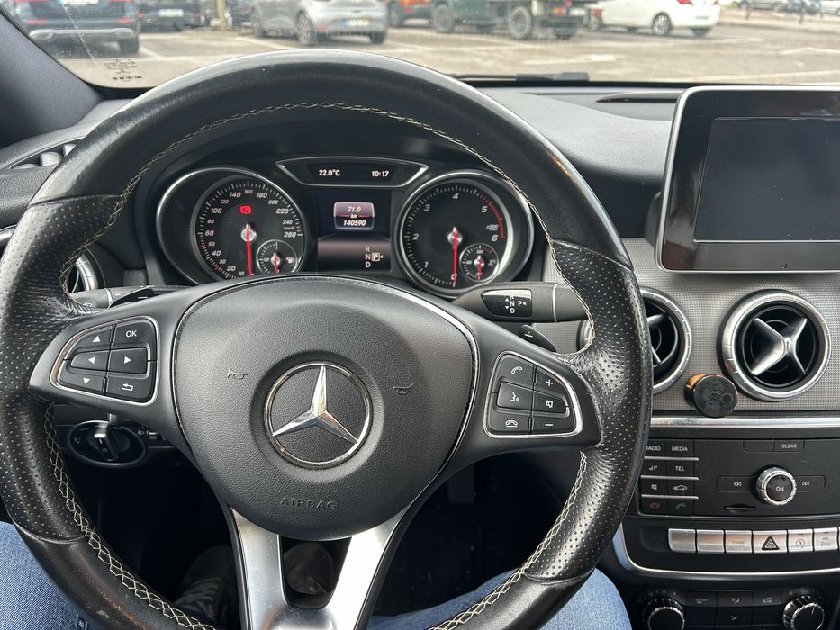 Mercedes benz CLA 180d