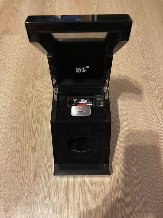 Montblanc Watch Winder (пристрій для автопідзаводу годинників)