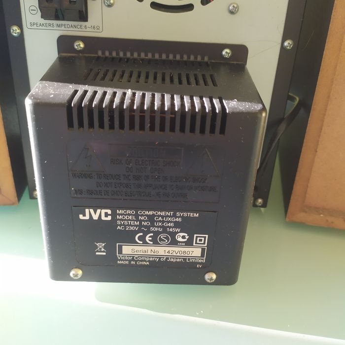 Продам музыкальный центр JVC CA-UXG46