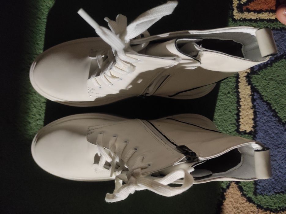 Черевики жіночі шкіряні нові.