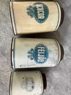 Conjunto de 5 latas antigas de mercearia