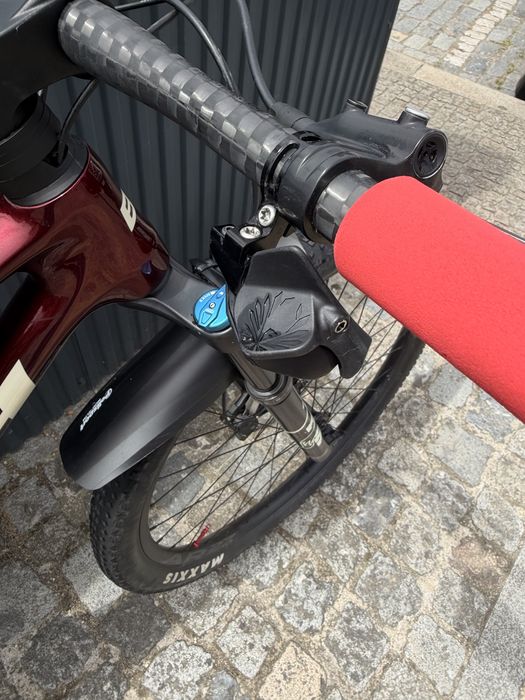 Bicicleta BTT BH Carbono