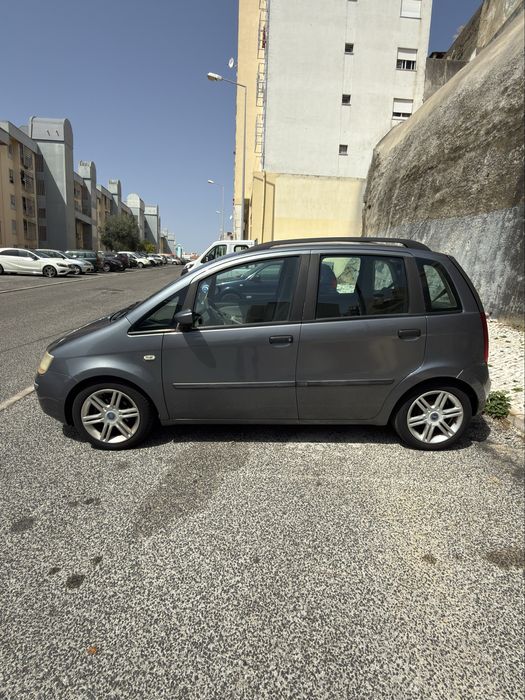 Fiat Ideia 1.3 2004 Gasolina