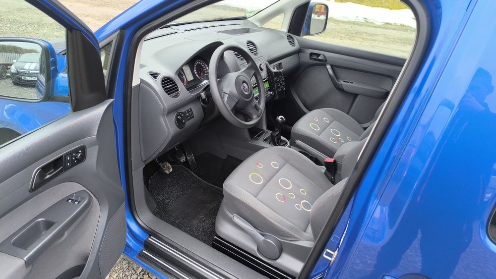 ///Piękny VW Caddy 1,6 TDI CR 102KM 2012r Super stan z Niemiec///