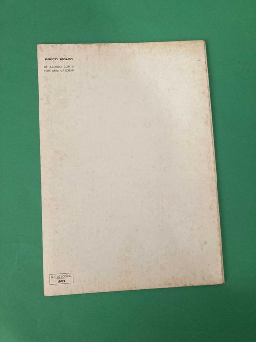 Livro Escola Primária Por Caminhos não andados Meio Físico e Social 2ª Classe Porto Editora