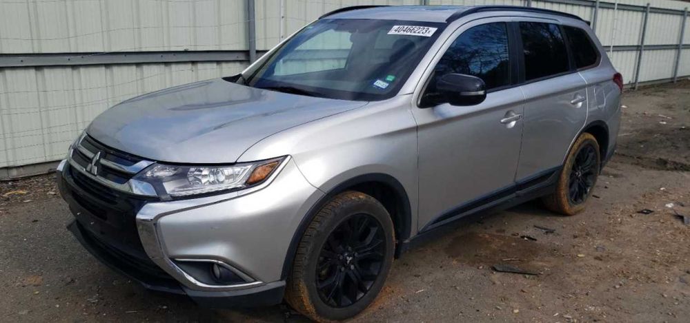 Mitsubishi Outlander 3 Аутлендер 3 Разборка  Бампер в зборі з Решіткою