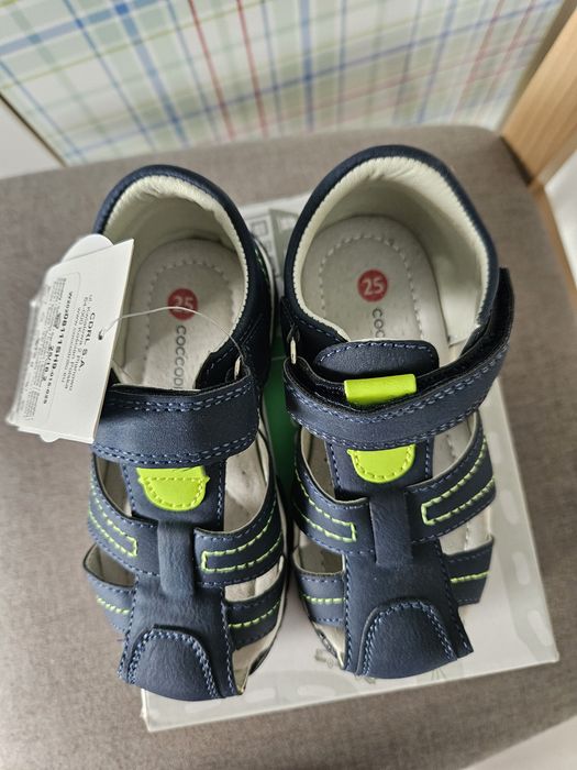 Nowe sandalki r25 cocodrilo
