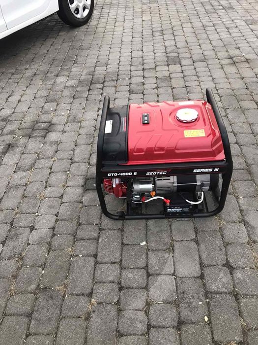 Продам два генератора