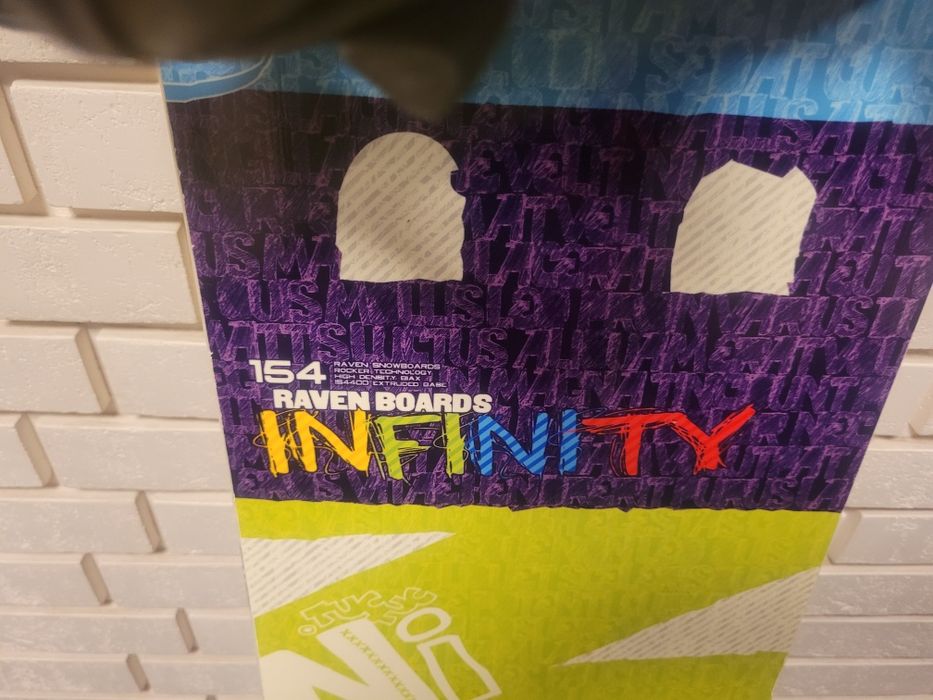 Deska snowboardowa RAVEN INFINITY 154