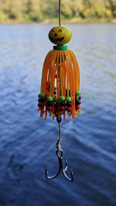 Приманка оснастка снасть на сома судака щуку блесна воблер игрушка