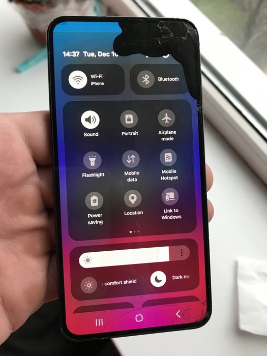 Samsung Galaxy S23 8/128. Работает все. Приложения, камера. Телекамера