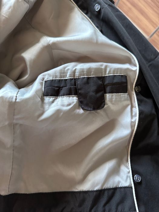 Czarny krótki płaszczyk - prochowiec