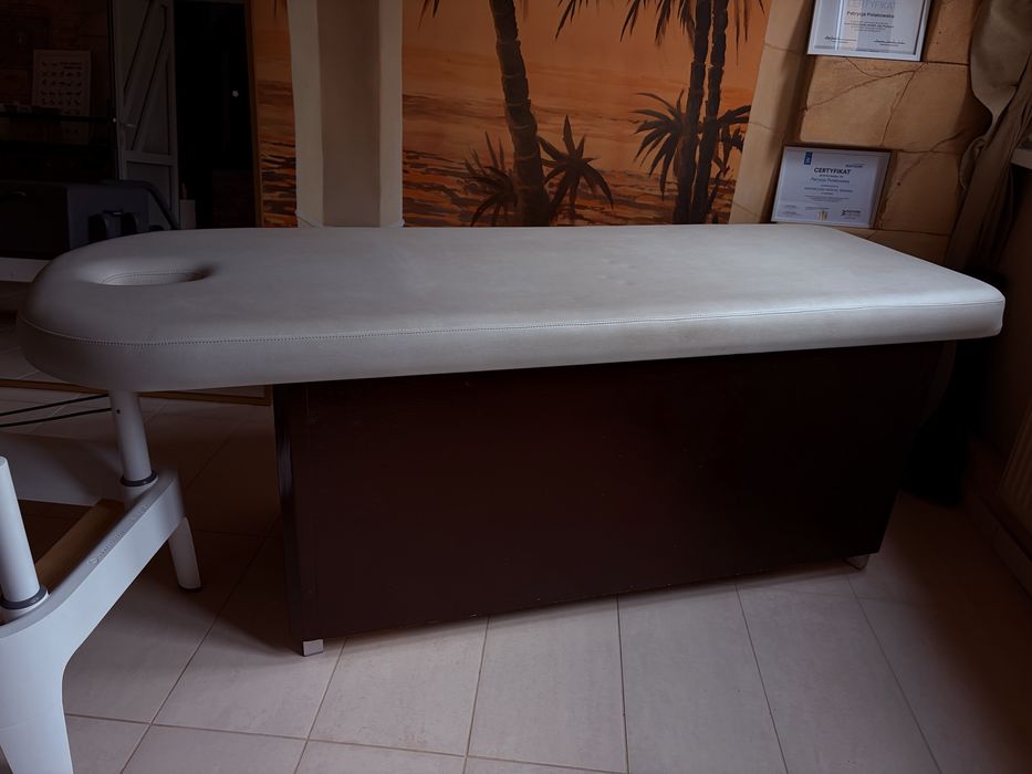 Łóżko do masażu stół i leżanka do spa