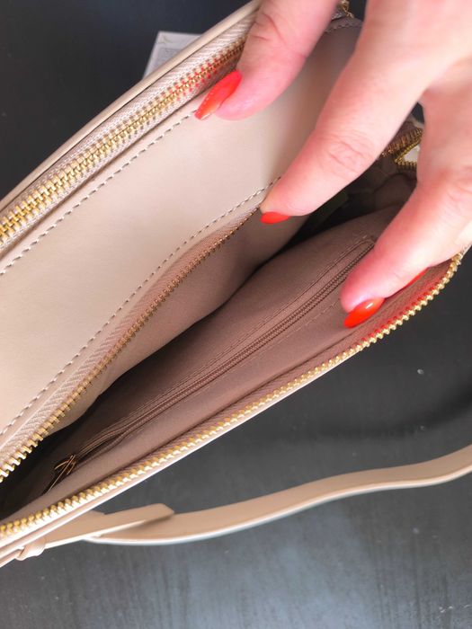 Mala bege nova com etiqueta