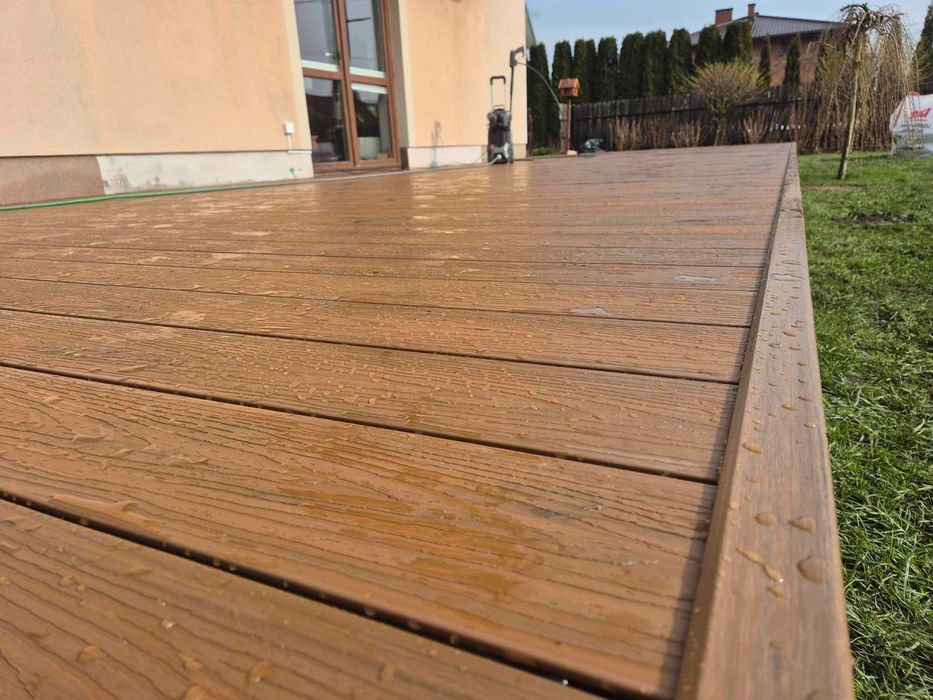 Deska  tarasowa kompozytowa  drewno naturalne.19,00 netto/mb PROMOCJA