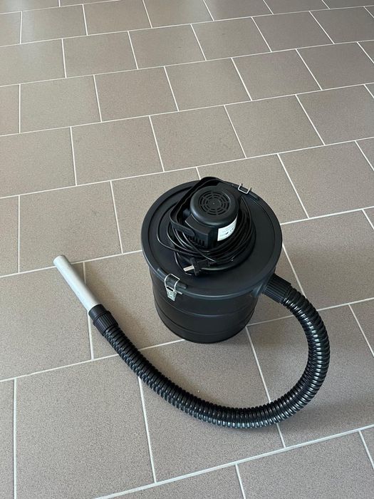 Odkurzacz do kominków, pieców na pellet