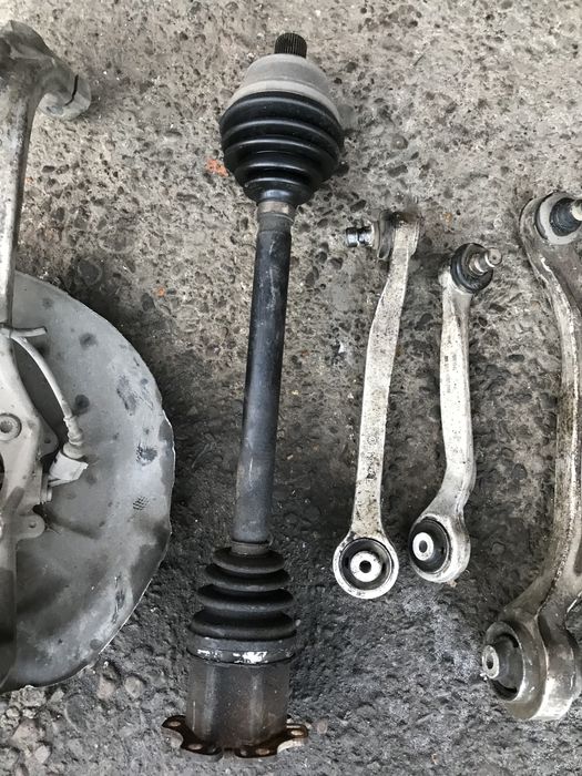 Лівий поворотний кулак ступиця Audi A6 C6 Quattro