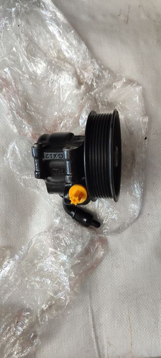 Насос гидроусилителя Форд Транзит  СДТI