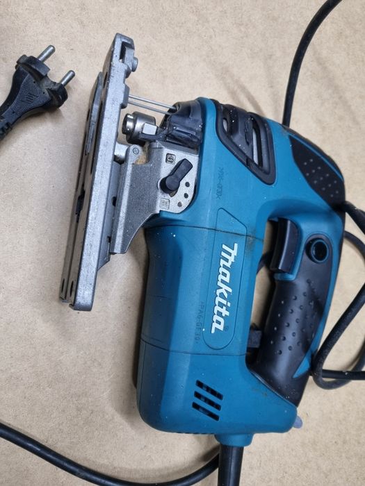 Wyrzynarka makita 4350 ct  regulacja obrotów