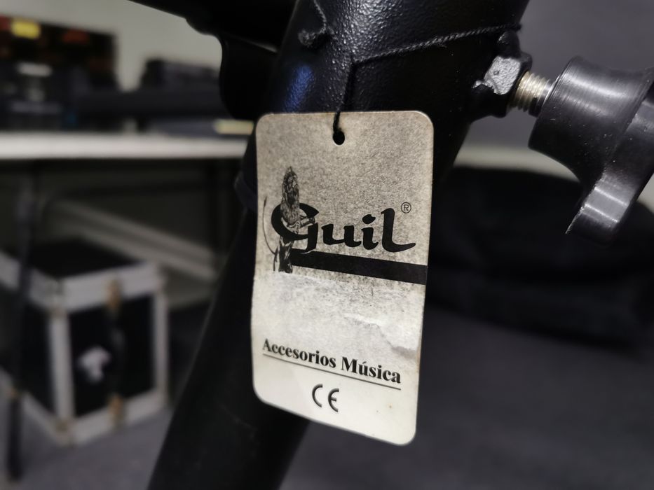 Suporte Duplo para teclado GUIL (NOVO)