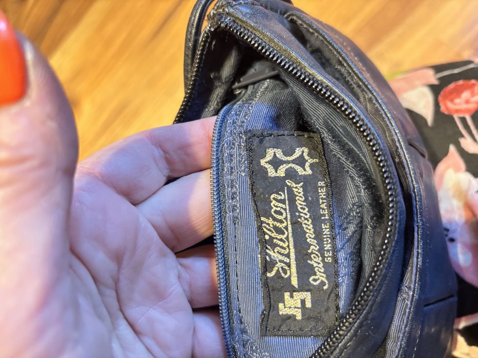 Mała czarna torebka,skóra naturalna