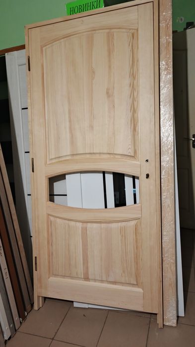 Двері міжкімнатні від 4500 комплект ,      в наявності дерев'яні