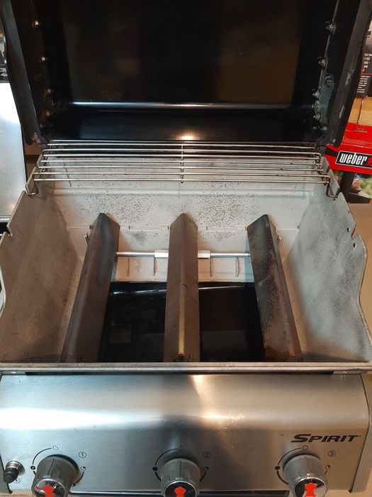 Газовий гриль Weber Spirit E-325 Premium