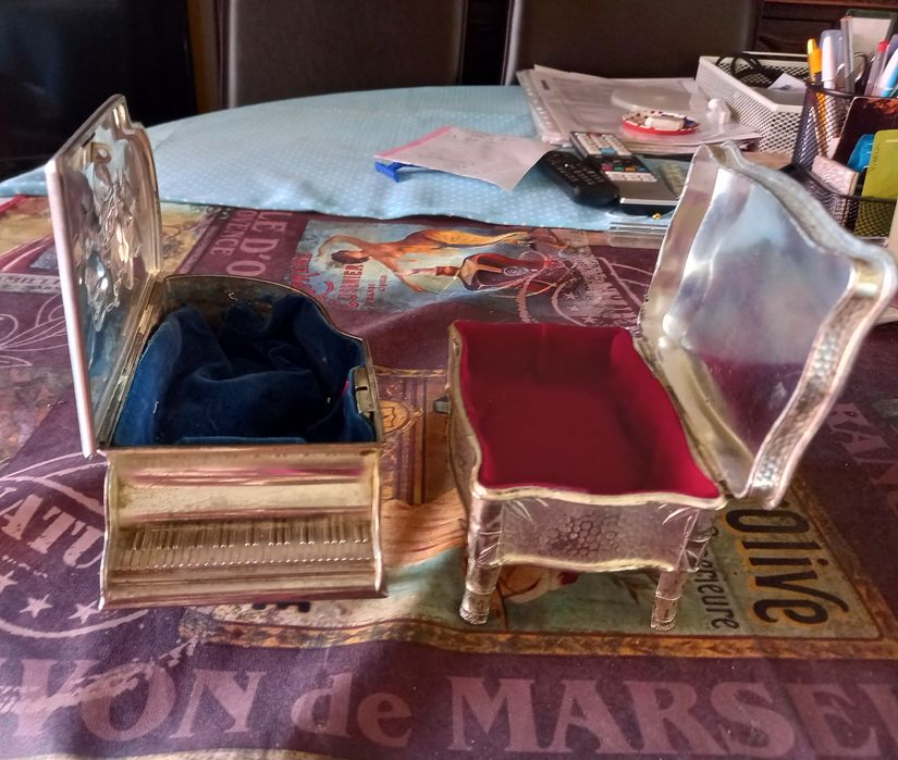 Guarda-jóias muito antigos