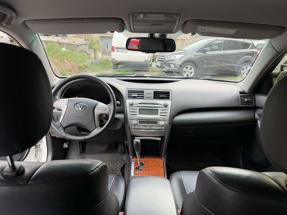 Toyota Camry 2010