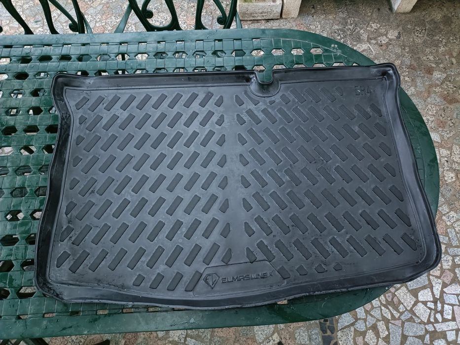 Tapetes HYUNDAI I20 + pernos segurança