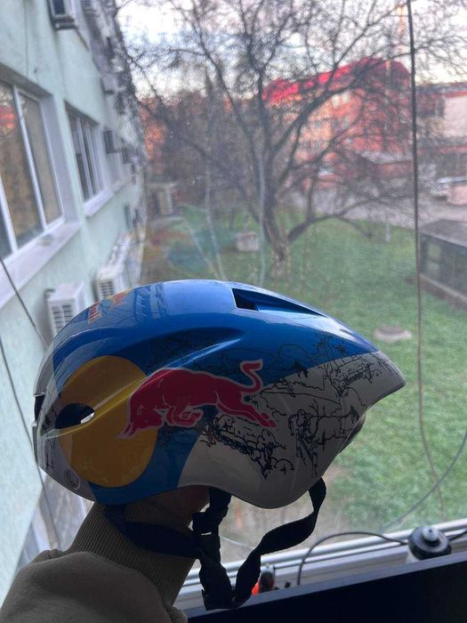 Шолом Red Bull, аерошолом, візори в подарунок.Захист голови новий стан