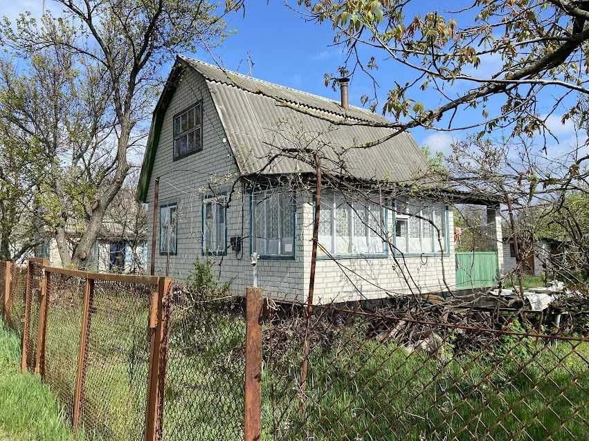 2-х поверхова дача в с/т Хімік