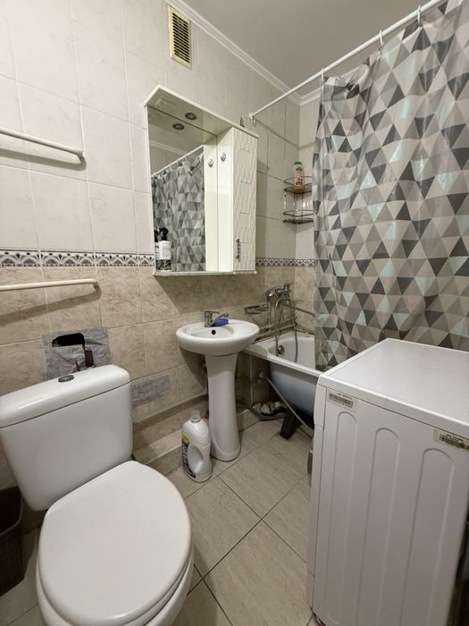 Здам 3х кімнатну квартиру на короткий термін